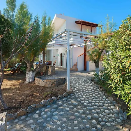 بيت للعطل Sea House
